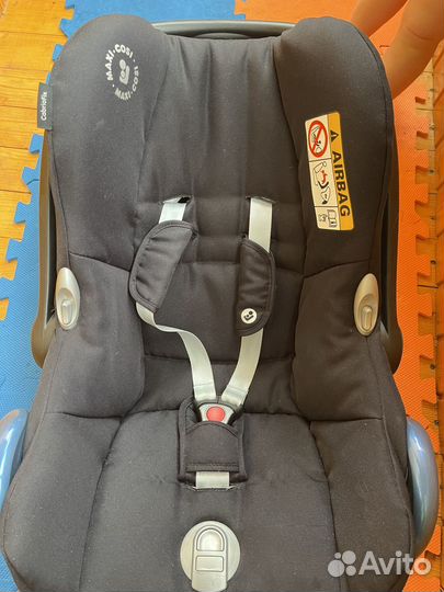 Автокресло(автолюлька) maxi cosi cabrio fix