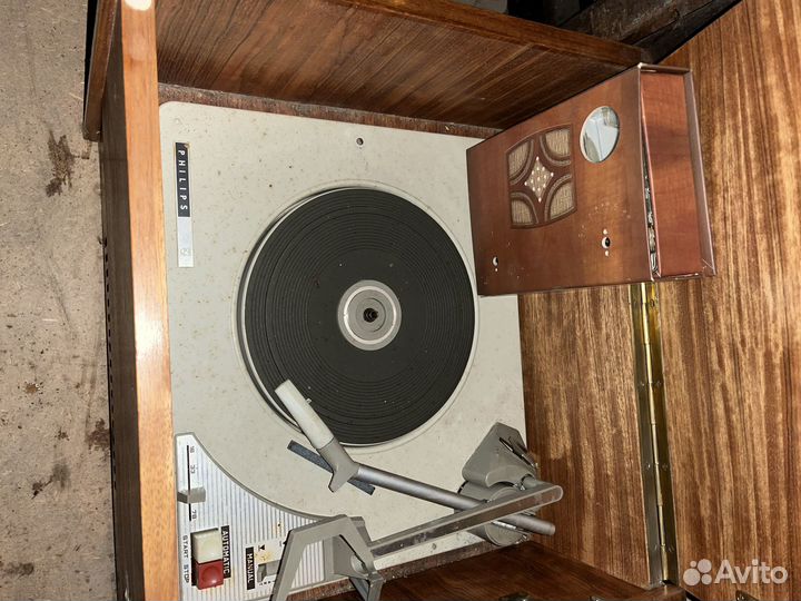 Ламповый приёмник Quelle Philips. 242