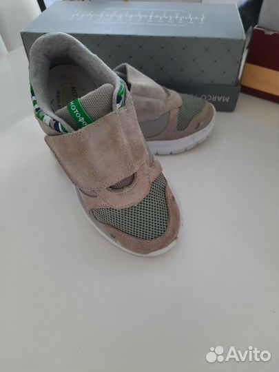 Кроссовки Котофей 30 р