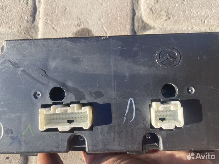 Блок управления климатом mazda 6 gh