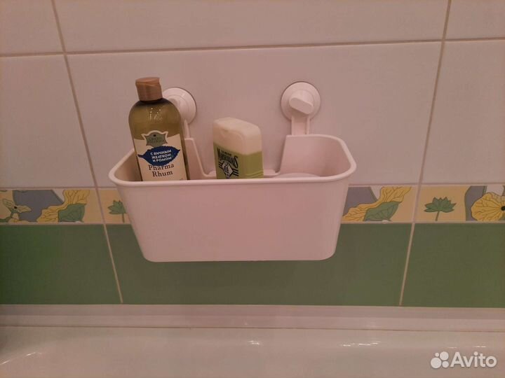 Полка, вешалка, крючки д/ванной на присосках IKEA