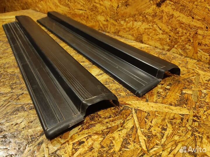 Накладка порога Mercedes W202