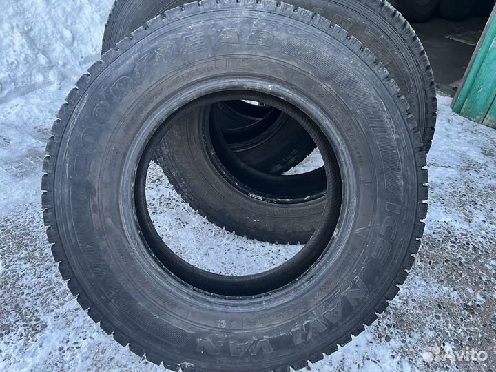 Goodyear Ice Navi Van 195/80 R15