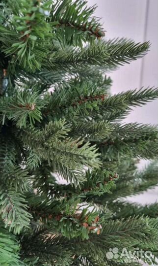 Елка искусственная