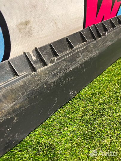 Накладка на порог левая Tesla Model Y 2022