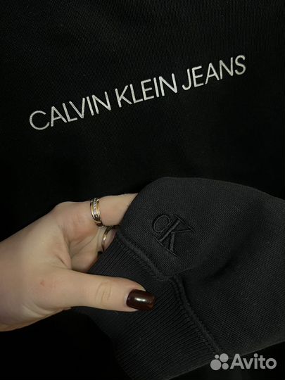 Calvin klein свитшот женский