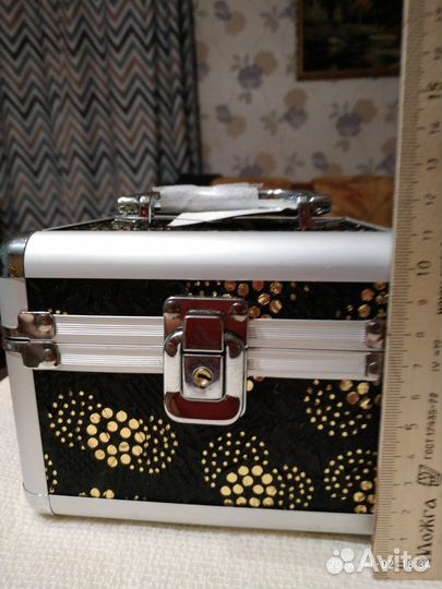 Шкатулка для драгоценностей