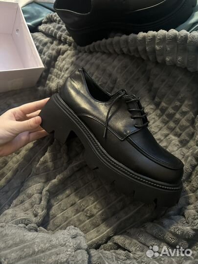Лоферы женские 38 размер