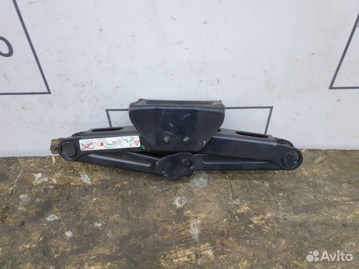 Домкрат Mercedes-Benz S-Class W221