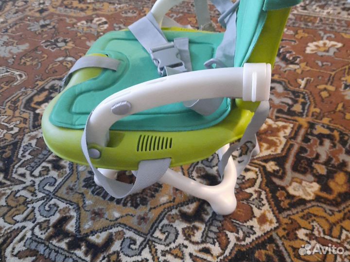 Детский стульчик для кормления