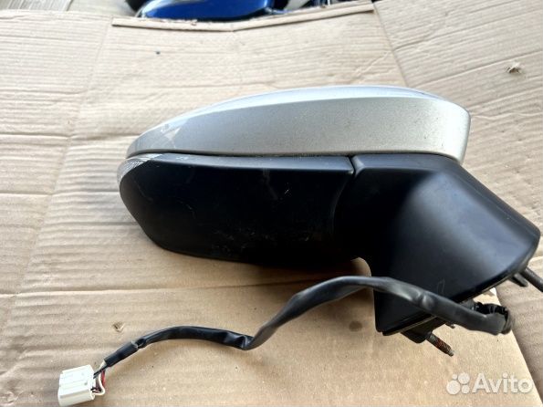 Toyota Corolla E210 зеркало правое в сборе