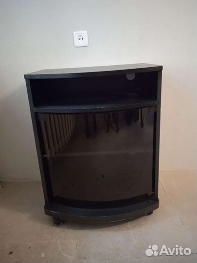 Тумба под телевизор