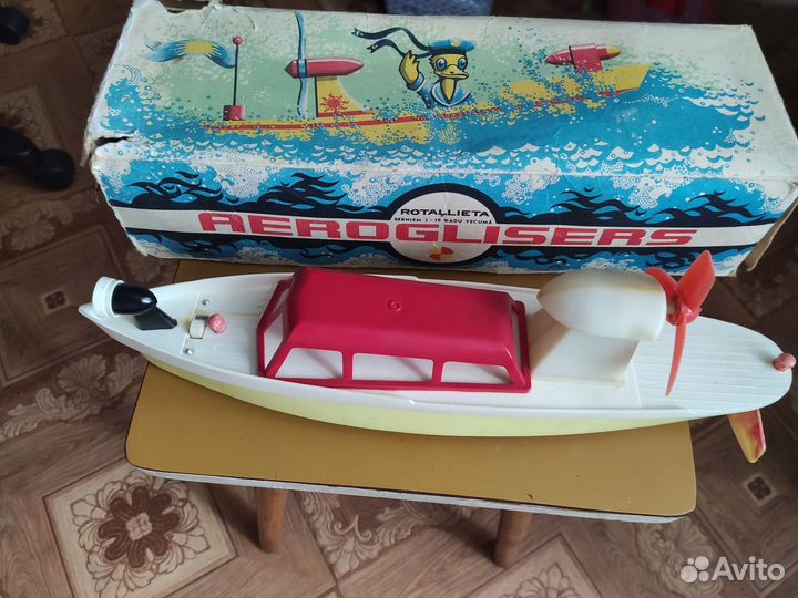 Игрушка аэроглиссер СССР