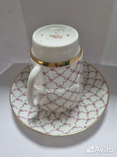 Чашка с блюдцем 