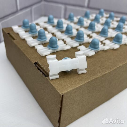 BMW E46 (25шт) Клипсы молдингов по середине дверей