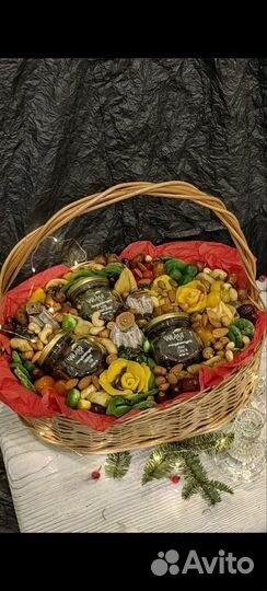 Корзины подарочные сухофрукты