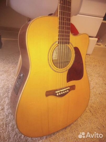 Гитара электроаккустичес