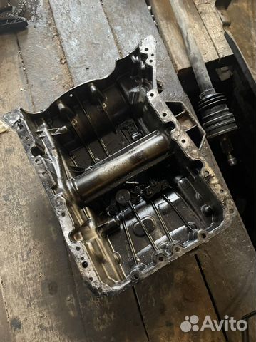 Поддон двигателя Mercedes Benz OM651 2.1d 2019