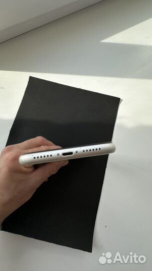 iPhone 11 128 gb White