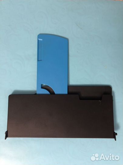 Принтер HP DeskJet Ink Advantage. Лоток