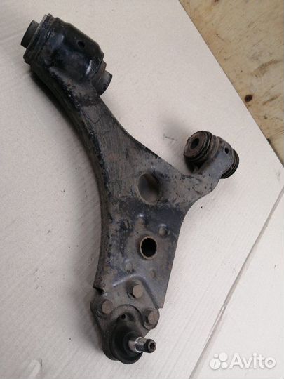 Рычаг передний левый Mercedes-Benz A-Class W169