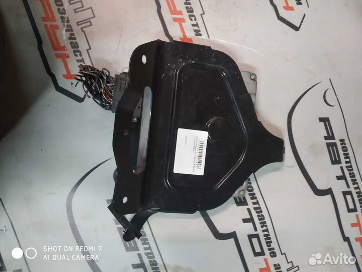 Блок EFI mazda L3-VDT MPV LY3P E6T56271H3 L33E1888