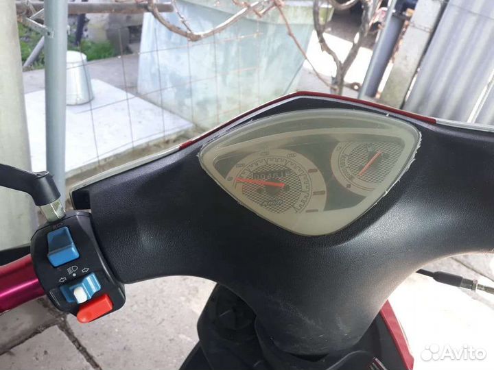 Продаётся скутер Vento Corsa
