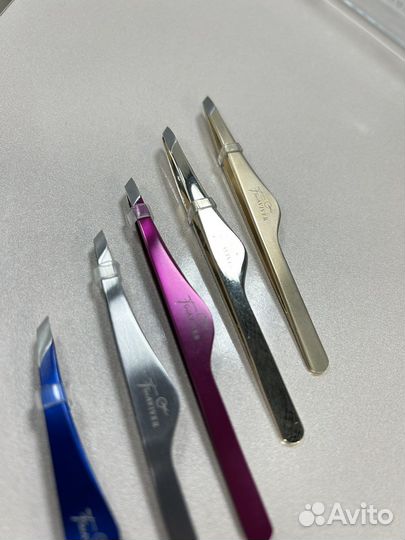 Пинцет для бровей