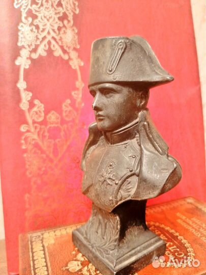 Старинный бюст Наполеона Франция шпиатр