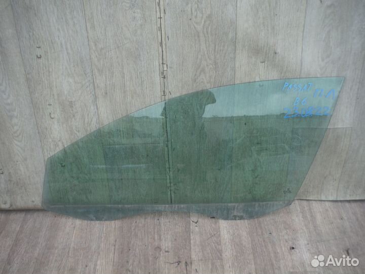 Стекло двери передней левой Volkswagen Passat B6