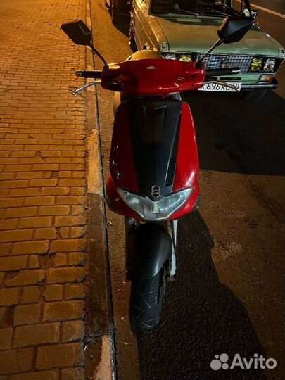 Продаю Gilera runner 200