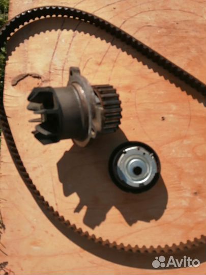 Ремень грм, помпа+ролик ваз 8 кл