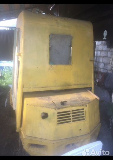 Транспортировщик шлангов Спецтехника УТШ-10, 2000