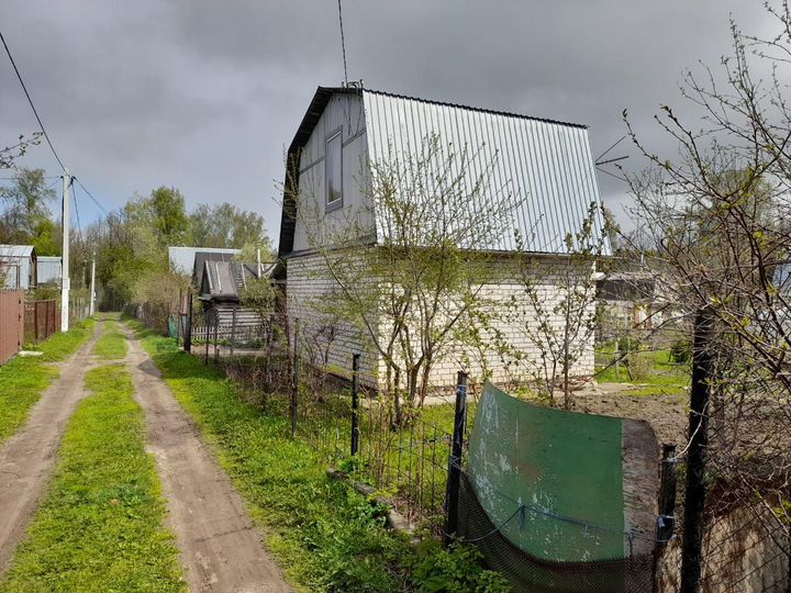 Дача 39,5 м² на участке 4 сот.