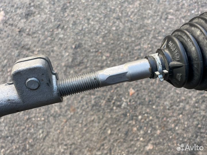 Рулевой наконечник с тягой правый BMW X1 X2