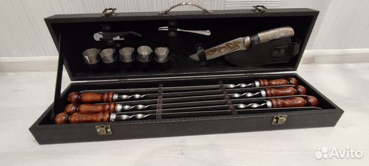 Подарочный набор шампуров Ястреб