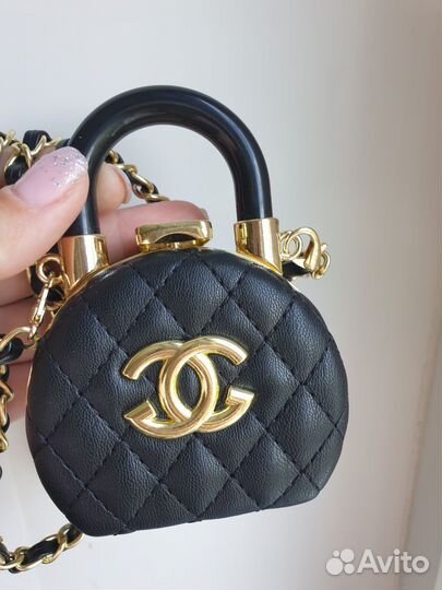 Мини сумочка Chanel с зеркалом