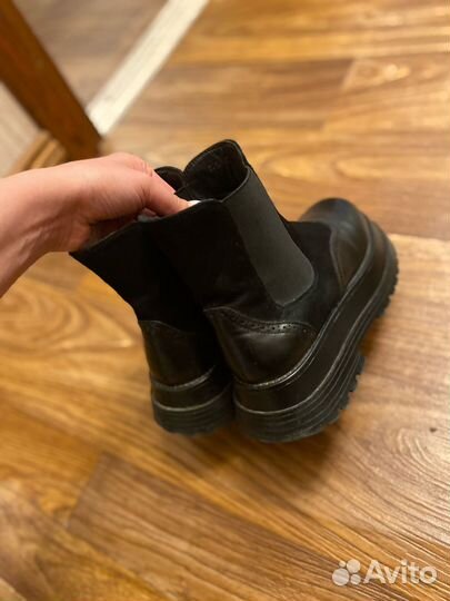 Ботинки женские демисезонные 38 размера
