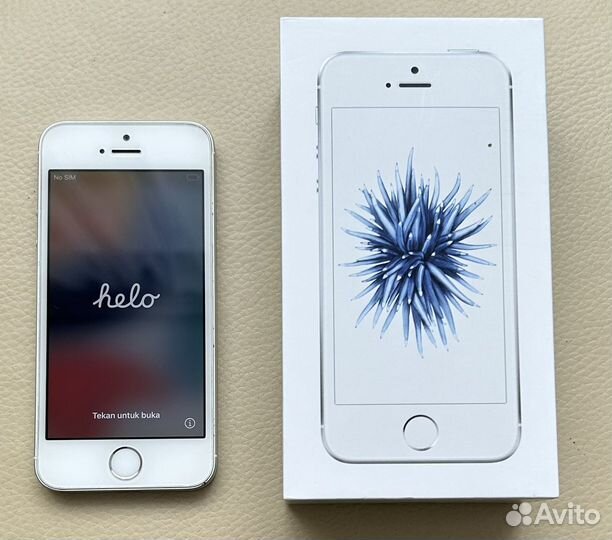 Телефон iPhone SE Silver 32 Gb