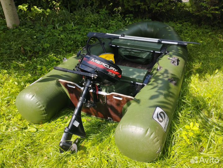 Лодка Фрегат с мотором