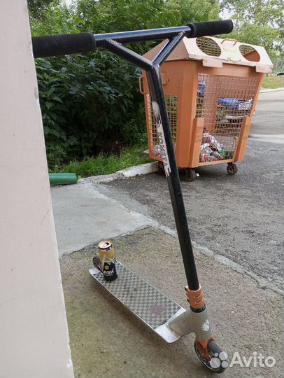 Трюковой самокат