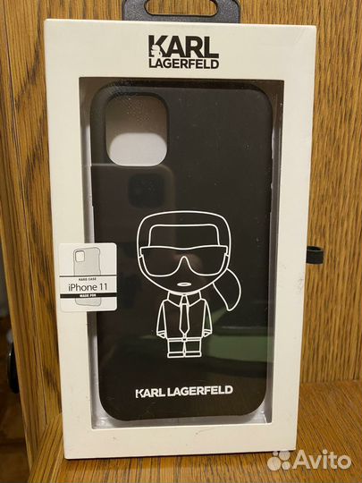 Чехол на iPhone 11