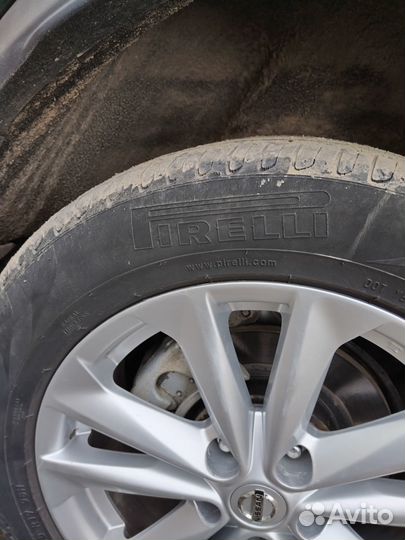 Pirelli Scorpion Verde 215/60 R17