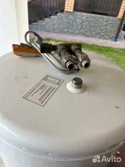 Бойлер косвенного нагрева 300л бу