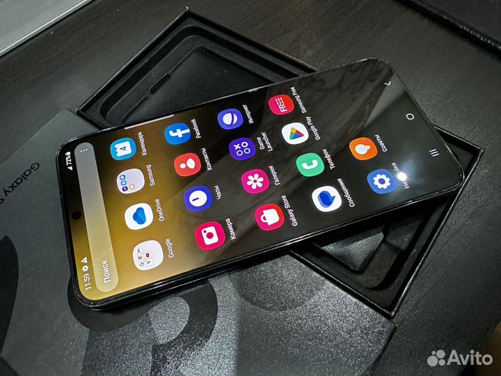Samsung Galaxy S22+, 8/128 ГБ
