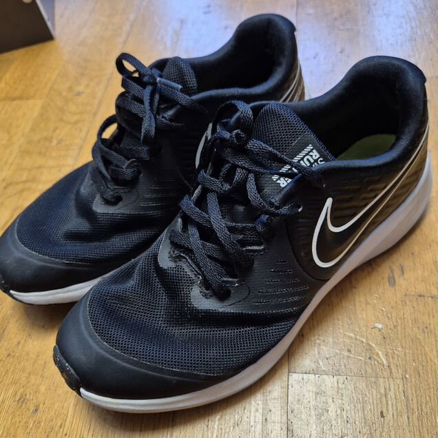 Кроссовки Nike Star Runner