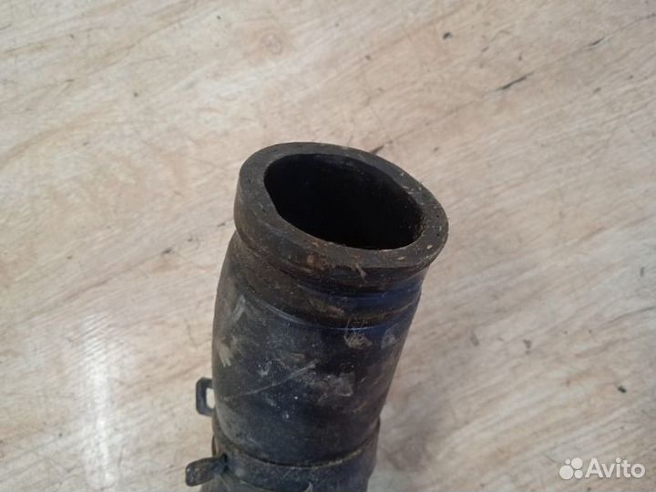 Патрубок радиатора Chevrolet Lacetti универсал 1.8