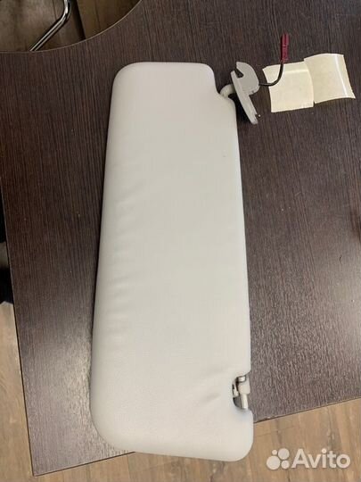 Козырек солнцезащитный правый Bmw 520D E60 N47