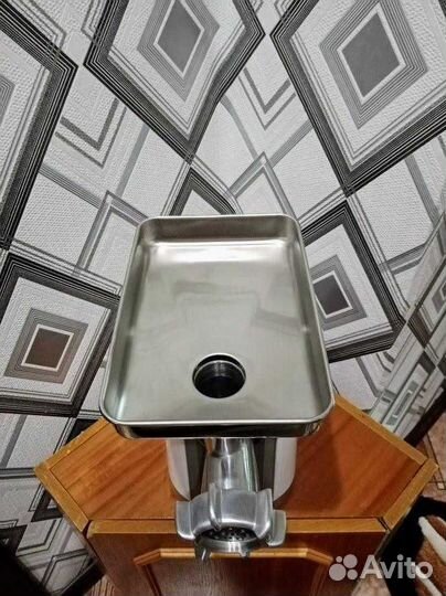 Новая Мясорубка Redmond RMG-1205-8 2000 Вт