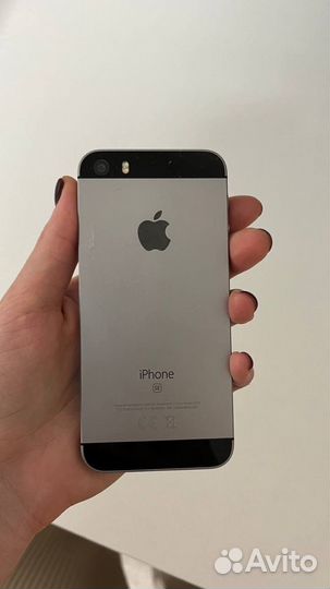 iPhone SE, 128 ГБ